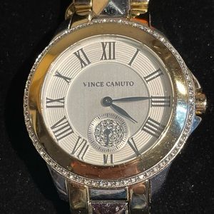 Vince Camuto Woman’s Watch With Swarovski Crystals Model VC/5049